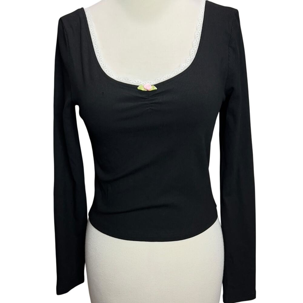 Pretty Garbage Top Womens M Black Ribbed Knit Scoop Neck Dainty Lace‎ Feminine